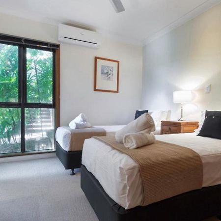 5 The Point Apartments Port Douglas Bagian luar foto